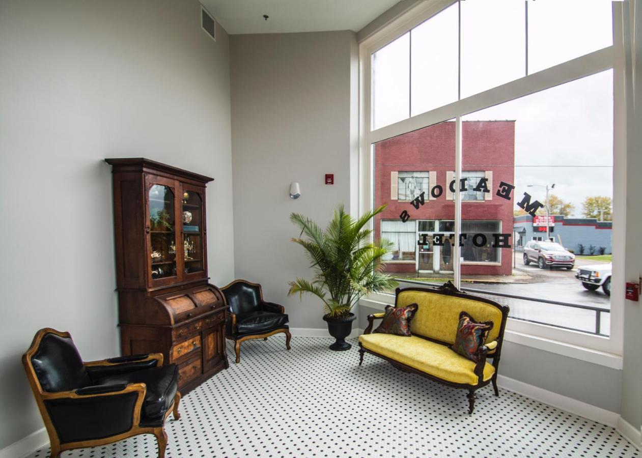 Meadows Hotel South South Fulton エクステリア 写真