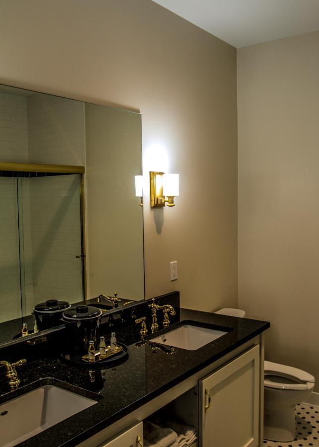 Meadows Hotel South South Fulton エクステリア 写真